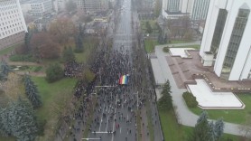 Circulația pe bd. Ștefan cel Mare este blocată. Transportul public este redirecționat
